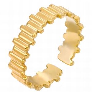 Elegant Gold-Tone Women's Ring